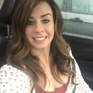 Meet your Posher, Kara